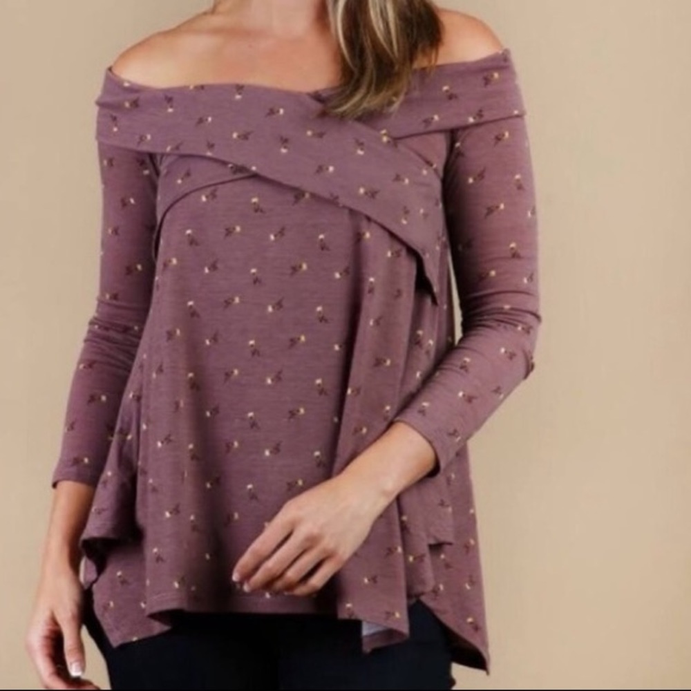 Altar’d State Purple Floral 3/4 Sleeve Swing Top